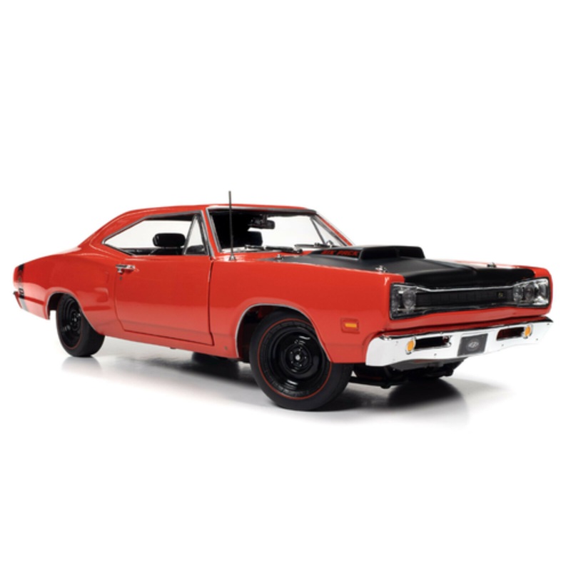 1/18 American Muscle - 1969 1/2 Dodge Coronet Super Bee (R4 bright red) - Includes A12 Reunion Banner & Wheel Covers - Muscle Car and Corvette Nationals