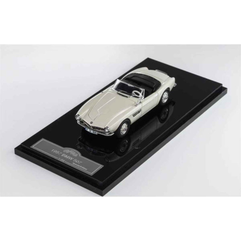 1/64 GFCC BMW 507 Cabriolet (White) Diecast Car Model