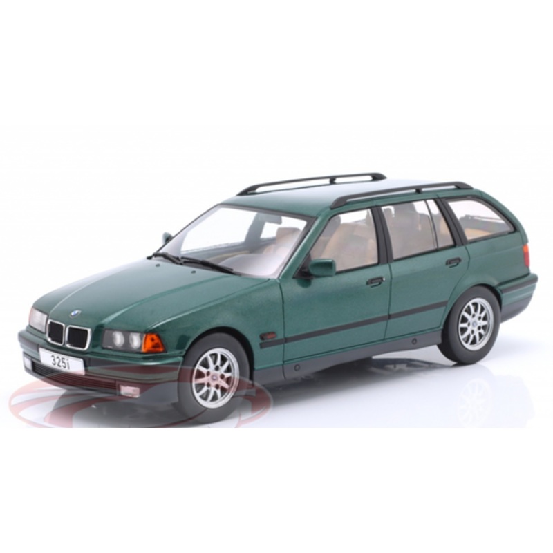 1/18 ModelCarGroup 1995 BMW 3 Series (E36) Touring (Boston Green Metallic) Diecast Car Model