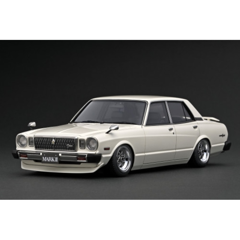 1/18 Ignition Model Toyota Mark  Sedan Grande (MX41) (White) Car Model