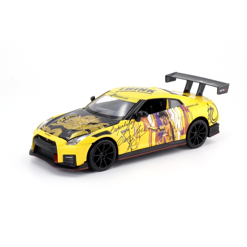 [Preorder] RMZ HOBBY 1:32 Nissan GTR R35 (Bruce Lee -Yellow Edition) pullback car with sound and lights