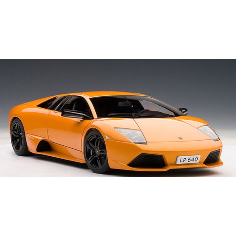 1/18 AUTOart Lamborghini Murcielago LP-640 LP640 (Orange) Diecast Car Model 74622