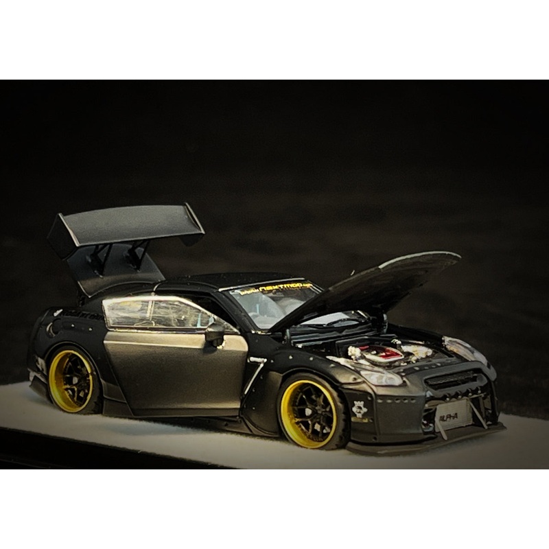 [Preorder] PGM 1:64 Nissan GT-R (R35) - Rocket Bunny Matte Black (2 Versions) Regular Version