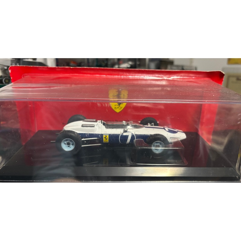 Ferrari 158 F1 n7 - 1964 - John Surtees - 1:24  - Die Cast