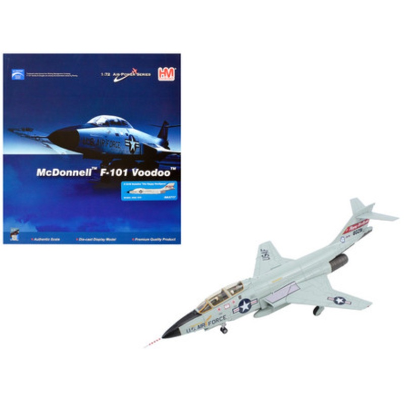 McDonnell RF-101B Voodoo Fighter Aircraft "The Happy Hooligans" (1975) United States Air Force "Air Power Series" 1/72 Diecast Model by Hobby Master