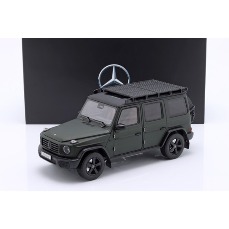 1/18 Dealer Edition 2022 Mercedes-Benz G-Class W465 Professional Line (Matte Olive Green) Diecast Car Model