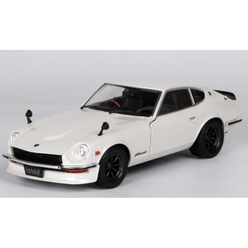 1/18 Kyosho Nissan Fairlady Z (White) Diecast Car Model