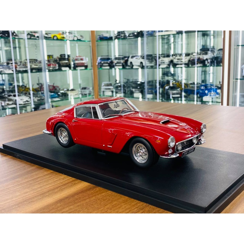 1/18 Ferrari 250 SWB 1960 Red  by KK-Scale