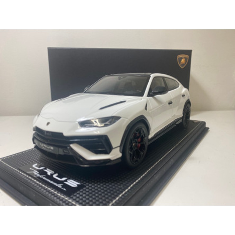 1/18 MR Collection Lamborghini Urus Performante (Bianco Icarus White) with Carbon Roof Resin Car Model ONE OFF