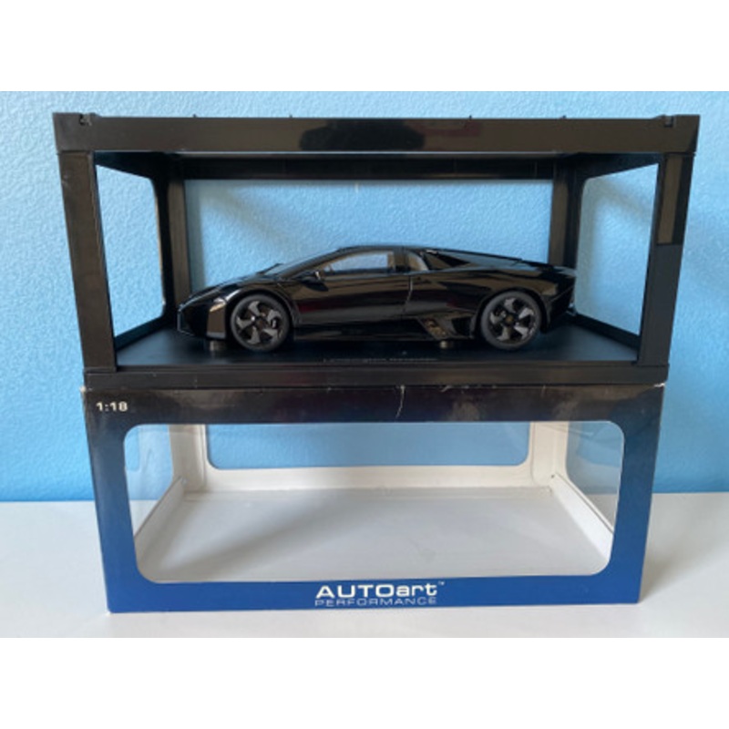 Defect 1/18 AUTOart Lamborghini Reventon (Black) Diecast Car Model 74592
