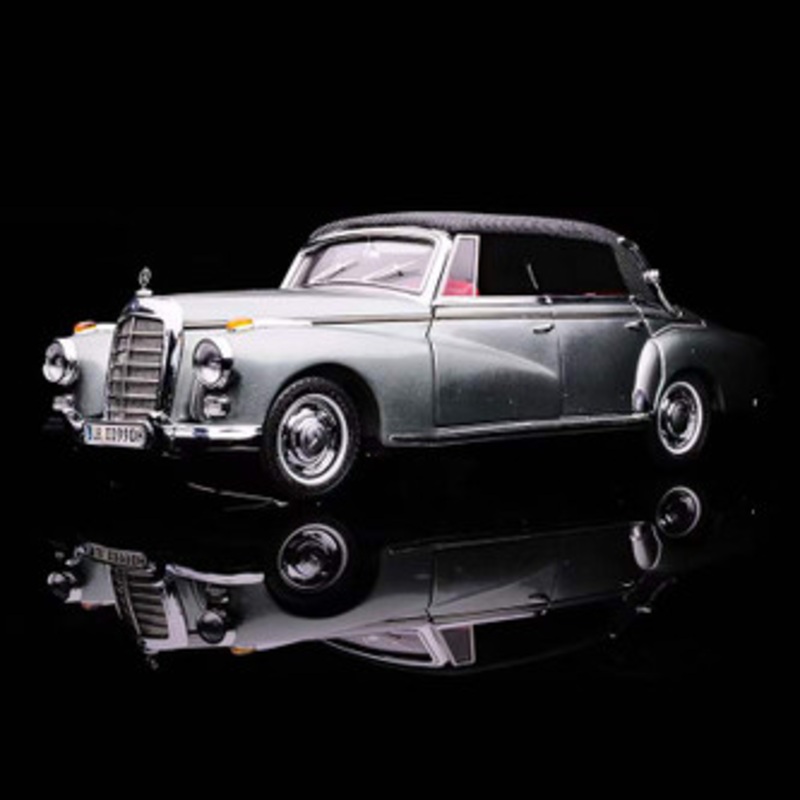 1/64 Seeker Mercedes-Benz 300D Convertible Softtop (Grey) Diecast Car Model