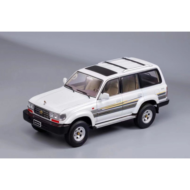1/18 Kengfai Toyota Land Cruiser 80 LC80 Stock Edition (White) Diecast Car Model