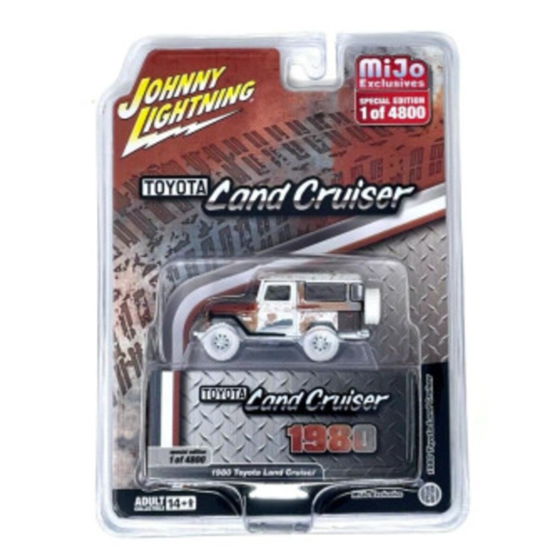 CHASE CAR 1980 Toyota Land Cruiser Gray and Red Primer (Weathered) Limited Edition to 4800 pieces Worldwide 1/64 Diecast Model Car by Johnny Lightning