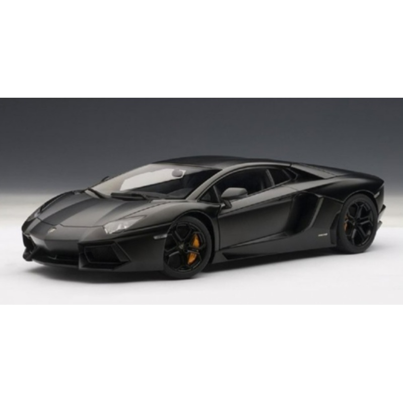 1/18 AUTOart LAMBORGHINI AVENTADOR LP700-4 (Matte Black) Car Model