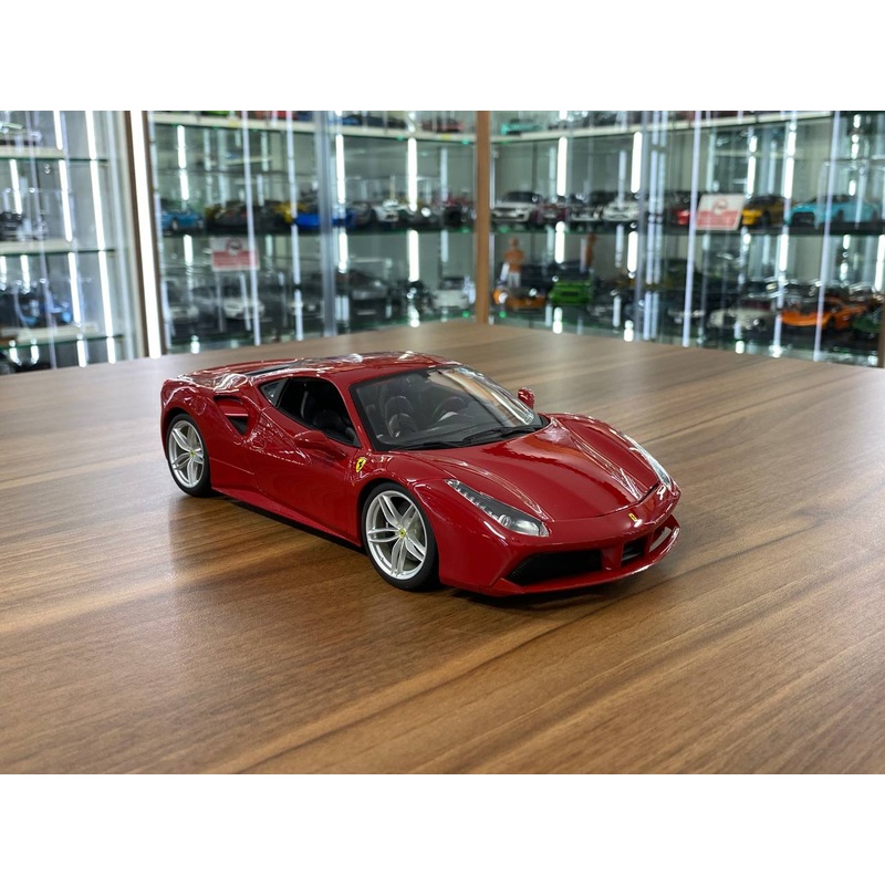 1/18 Diecast car Ferrari 488 GTB Red by Bburago Scale Model Car