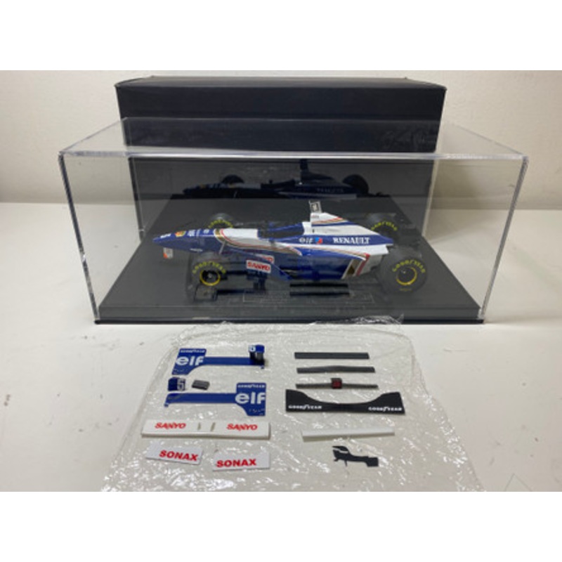 DAMAGED AS-IS 1/18 GP Replicas 1996 Formula 1 Damon Hill Williams FW18 #5 winner Canada GP World Champion Car Model