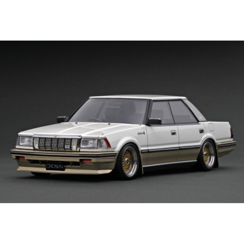 1/18 Ignition Model Toyota Crown 3.0 Royal Saloon G (120) (White & Gold) Car Model