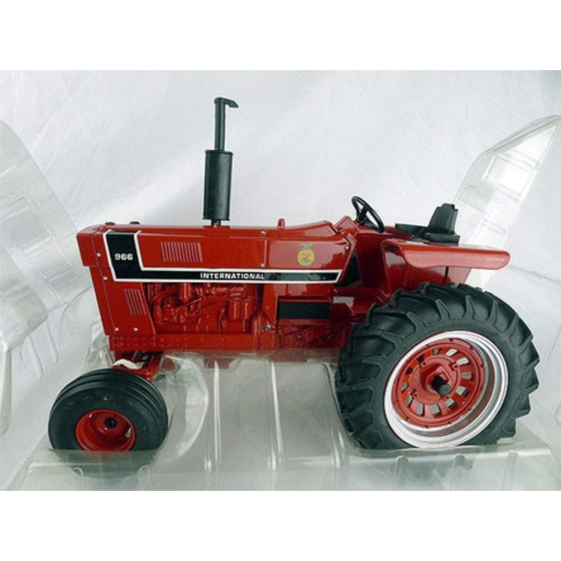 1/16 ERTL International Harvester 966 Tractor Diecast Model