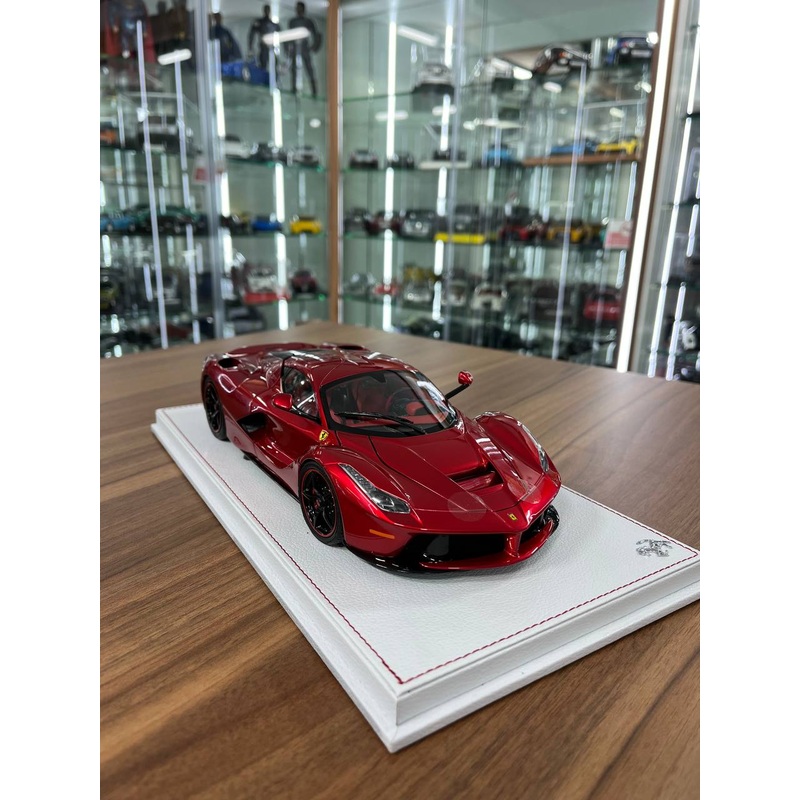 1/18 BBR Models Ferrari LaFerrari  Rosso | Diecast | Full Opening | Limited to 199 pcs