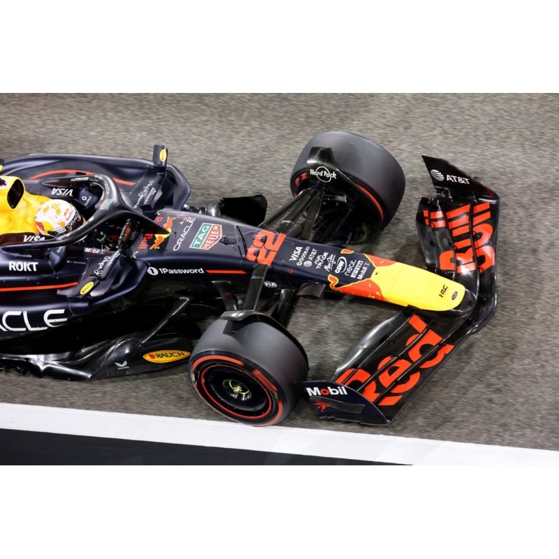 [Preorder] MINICHAMPS 1:64 ORACLE RED BULL RACING RB21 - YUKI TSUNODA - BAHRAIN GP 2025 640250422