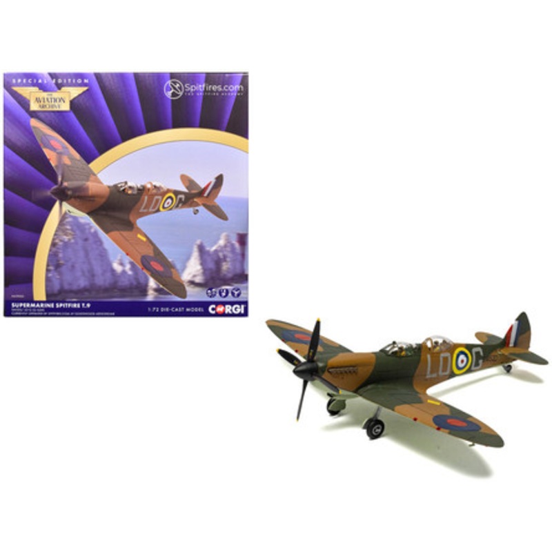 Supermarine Spitfire T.9 Aircraft "SM520 Spitfires.com Goodwood Aerodrome" British Royal Air Force "The Aviation Archive" Series 1/72 Diecast Model by Corgi