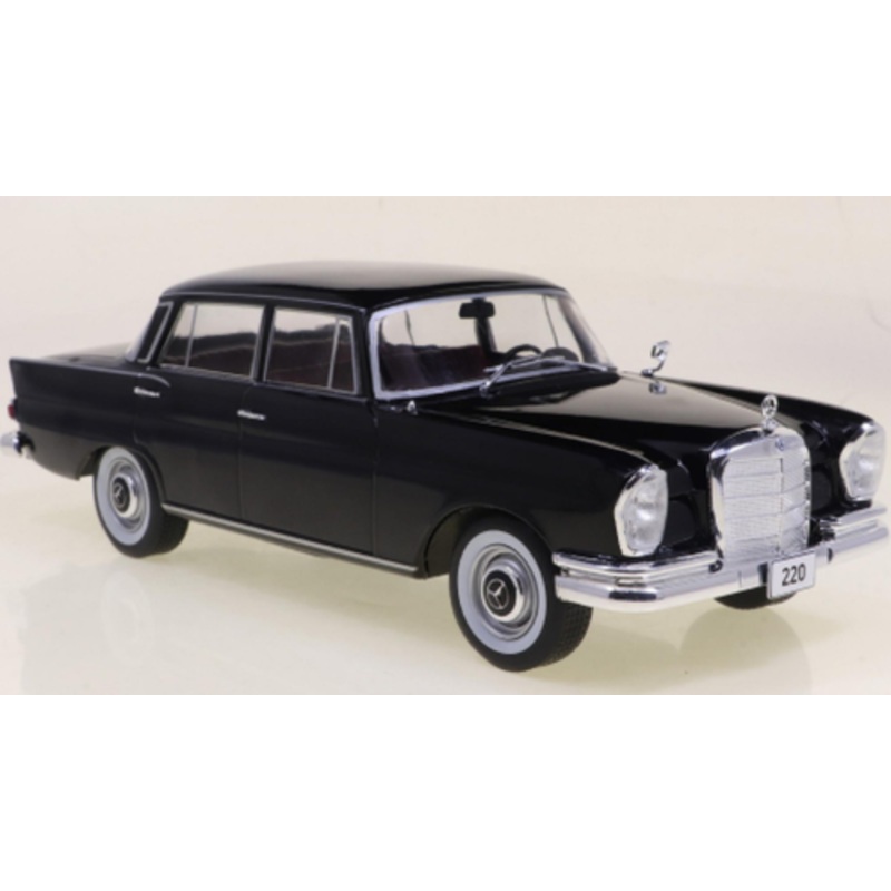 1/24 WhiteBox 1959 Mercedes-Benz 220 (W111) (Black) Diecast Car Model