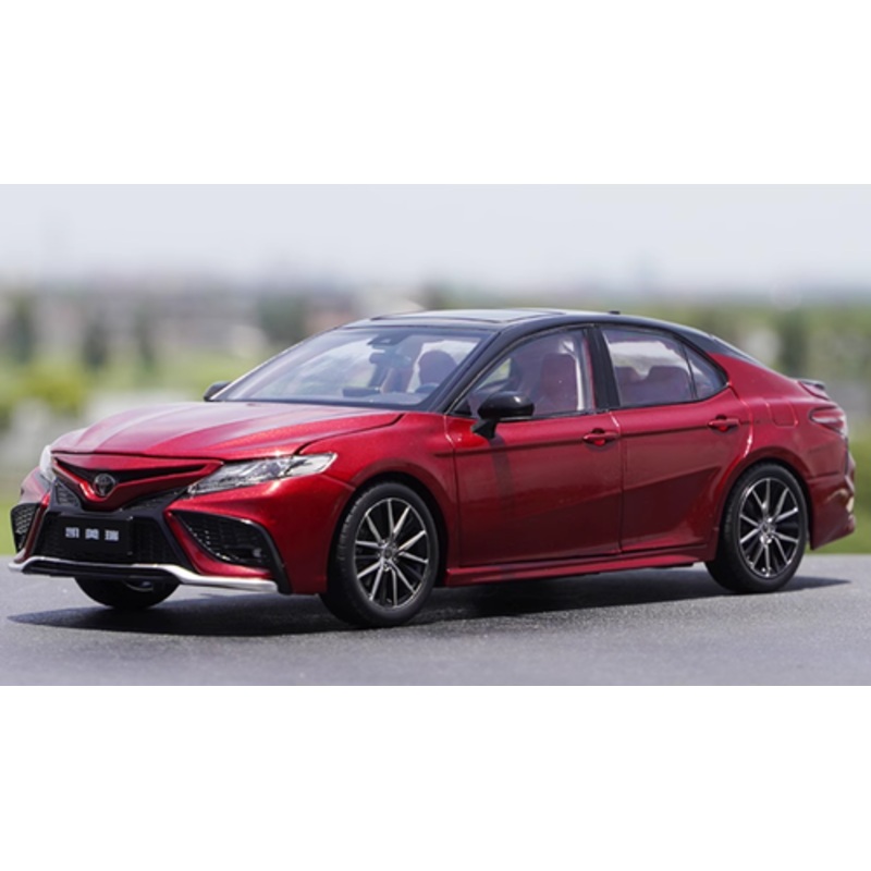 1/18 Dealer Edition 2021 Toyota Camry (Red) Diecast Car Model