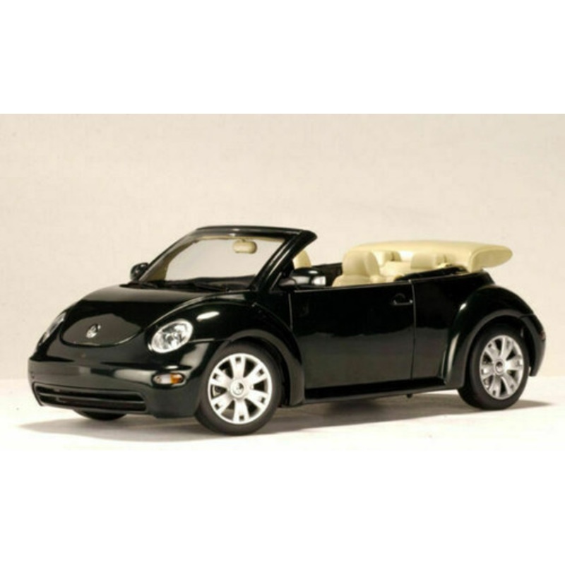 1/18 AUTOart 2002 Volkswagen VW New Beetle Cabriolet (Alaska Green) Diecast Car Model