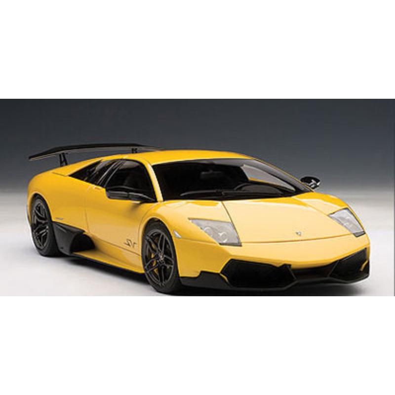 1/18 AUTOart Lamborghini Murcielago LP670-4 SV (Yellow) Diecast Car Model