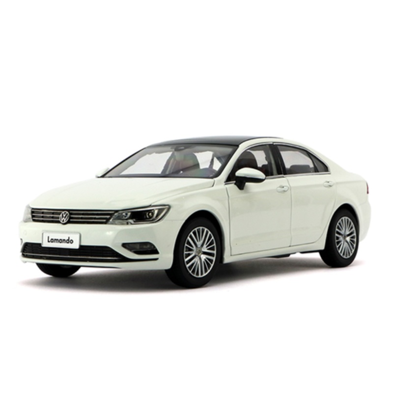 1/18 Dealer Edition 2015 Volkswagen VW Lamando (White) Diecast Car Model