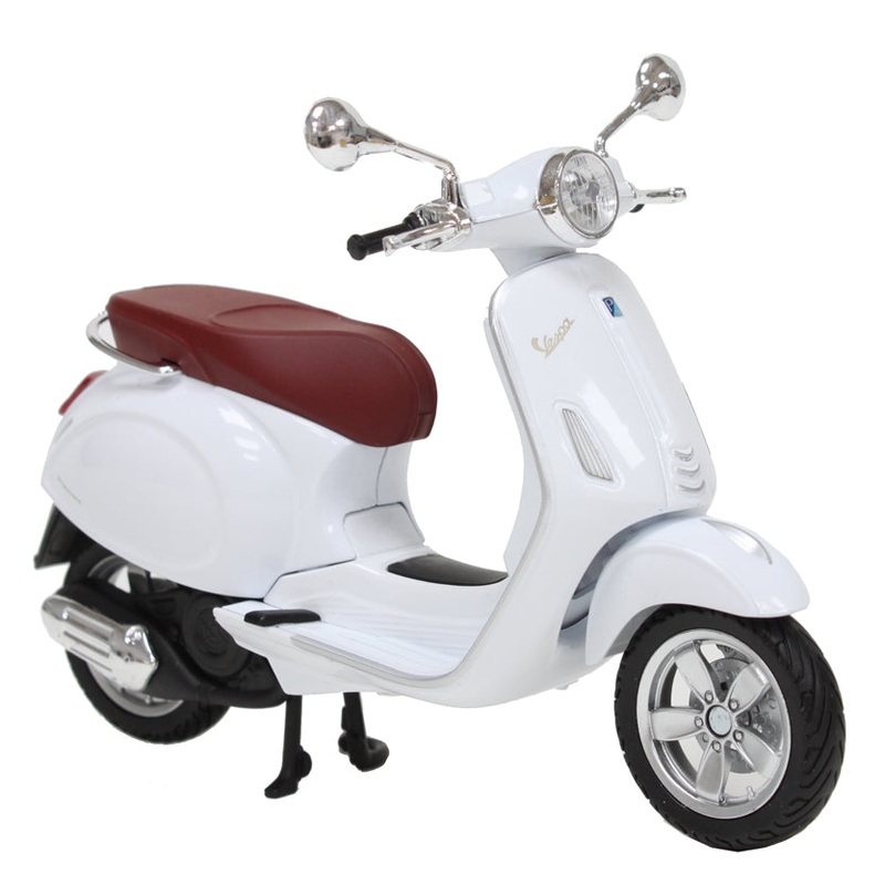 Vespa Primavera 150 (2014) in White