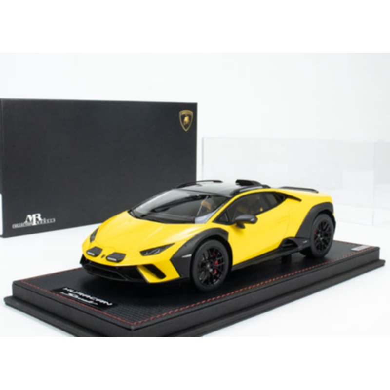 1/18 MR Collection Lamborghini Huracan Sterrato Yellow