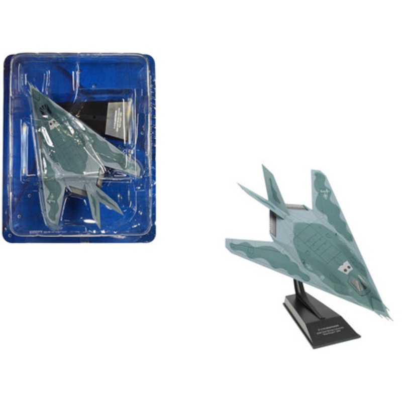Lockheed F-117A Nighthawk Stealth Aircraft "53rd Test and Evaluation Group Detachment 1 53rd Wing Gray Dragon" (2004) United States Air Force 1/100 Diecast Model by Hachette Collections