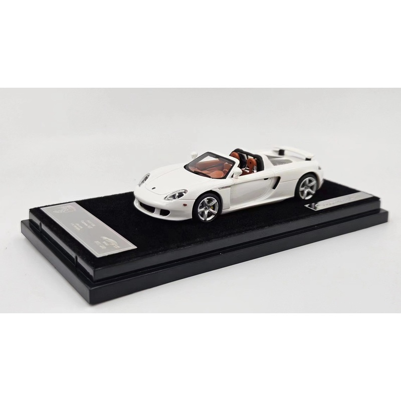 YY Model 1:64 Porsche Carrera GT - Luminous White