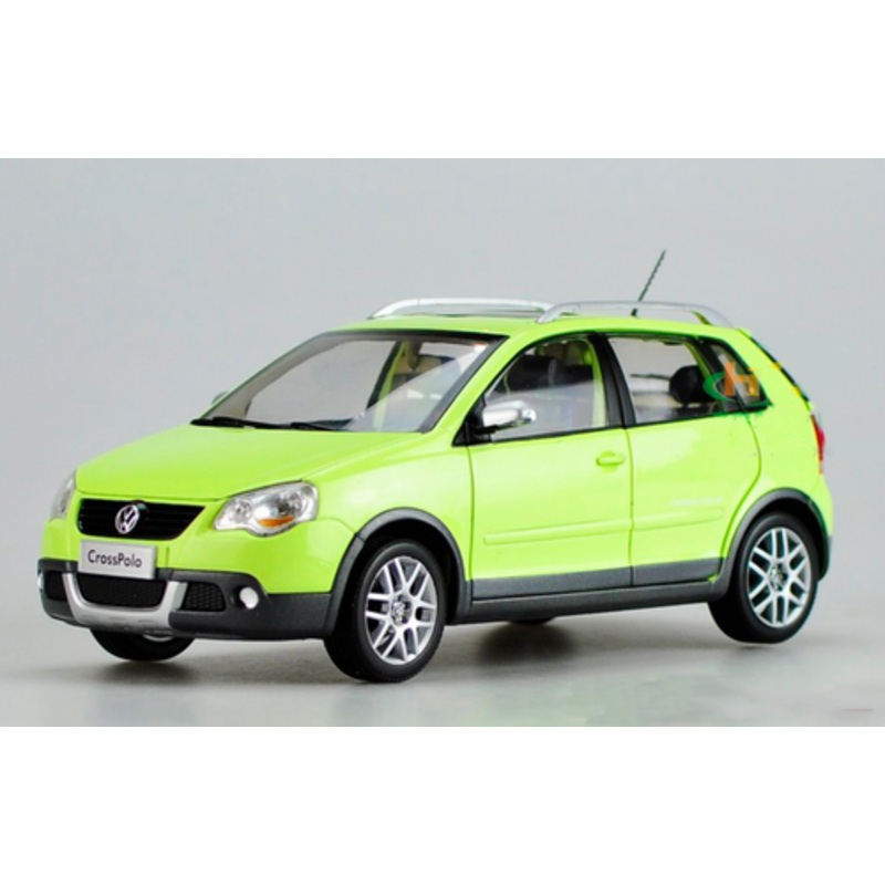 1/18 Dealer Edition Volkswagen VW Cross Polo CrossPolo (Yellow / Green) Diecast Car Model