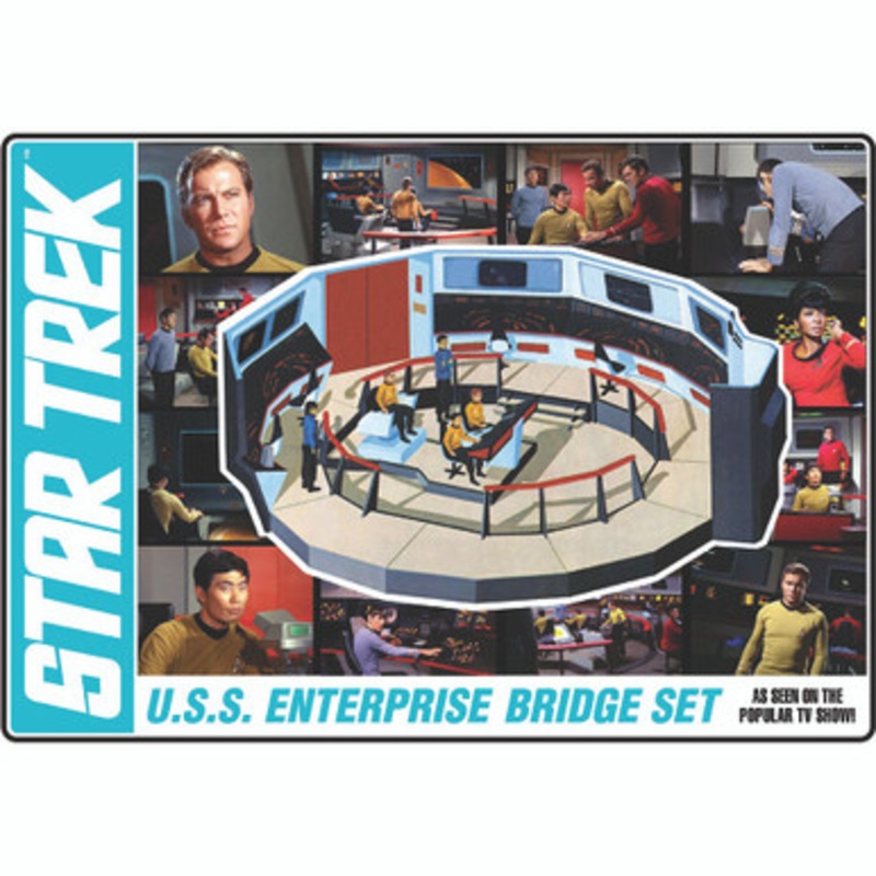 U.S.S. Enterprise Bridge 1:32 Kit 1:32 Scale Model Kit by AMT