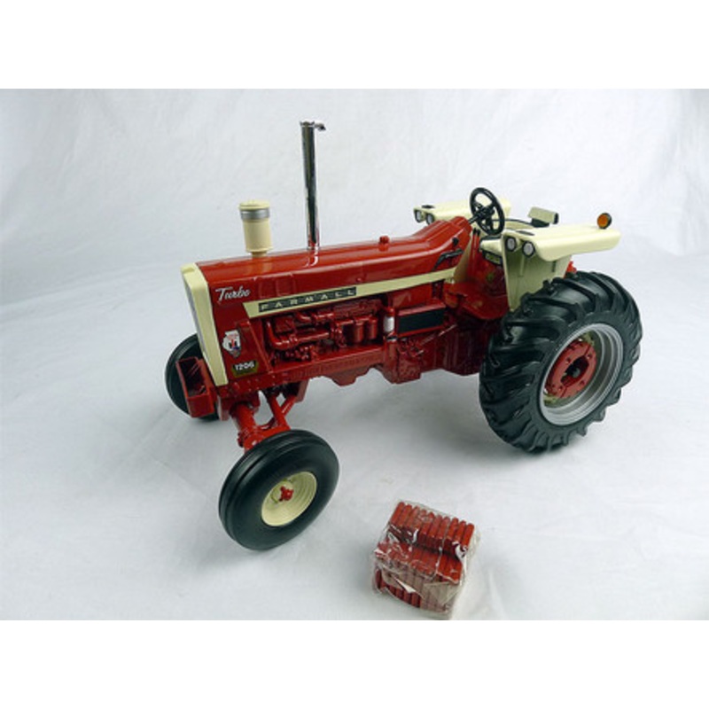 1/16 ERTL Farmall 1206 Turbo Tractor Diecast Car Model