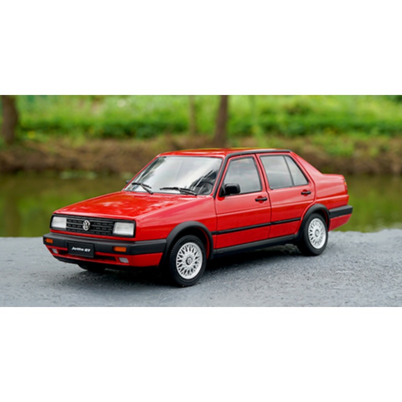 1/18 Dealer Edition Volkswagen VW Jetta GT 2nd Generation (A2, Typ 20E/1G; 19841992) (Red) Diecast Car Model