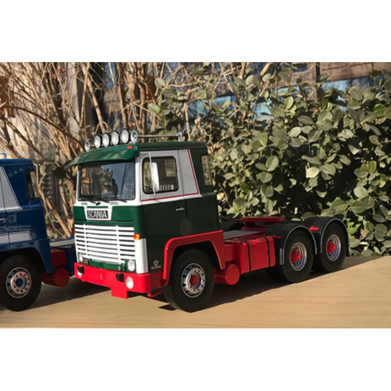 1/18 Road Kings 1976 Scania LBT 141 ASG TRUCK (Red) Diecast Car Model