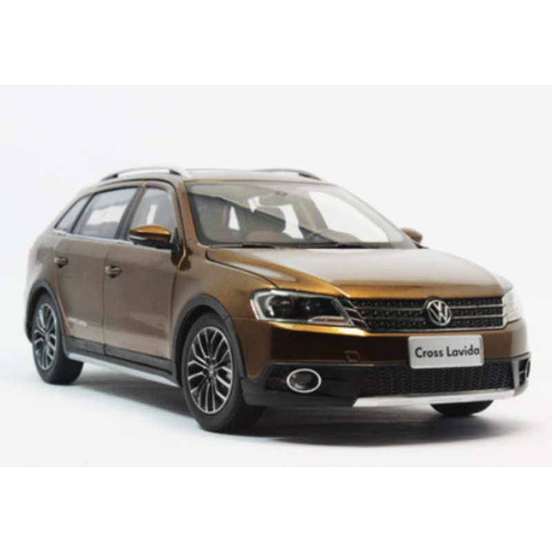 1/18 Dealer Edition 2013 Volkswagen VW Cross Lavida (Golden Brown) Diecast Car Model