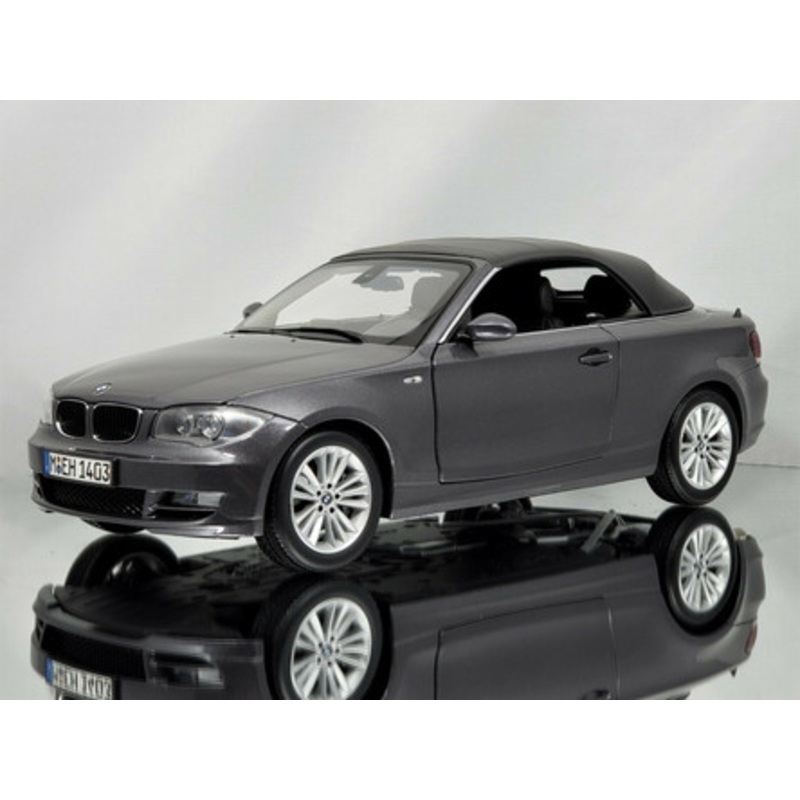 1/18 Kyosho BMW 1 Series 120i 125i Cabriolet Convertible 1st Generation (E81/E82/E87/E88; 20042011) (Grey) Diecast Car Model