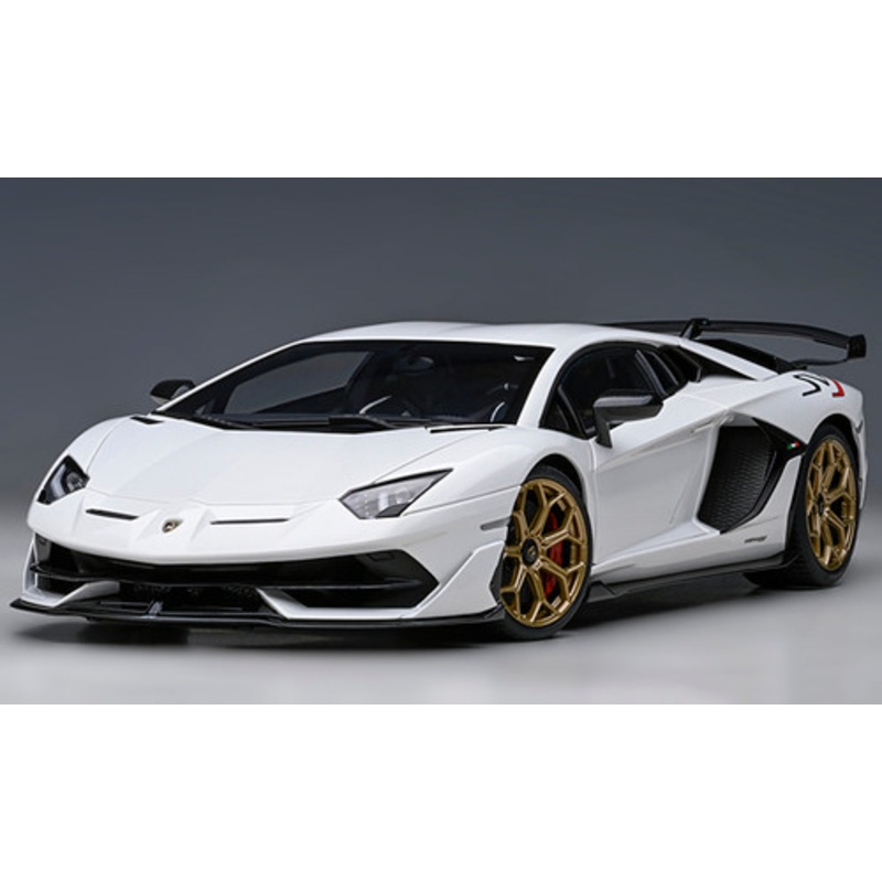 1/18 AUTOart Lamborghini Aventador SVJ (Bianco Asopo Pearl White) Car Model