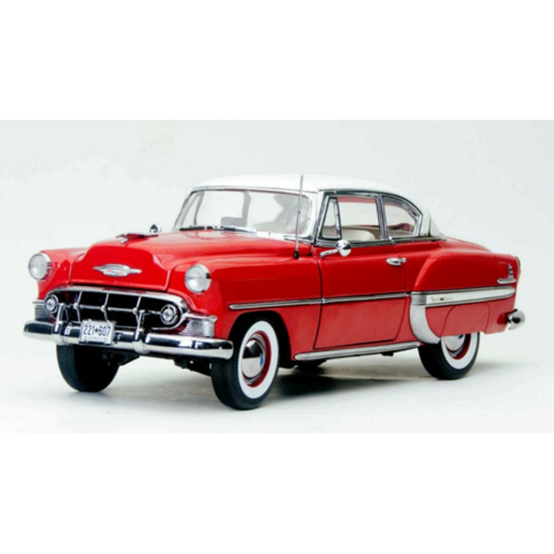 1/18 Sunstar 1953 Chevrolet Bel Air Hard Top Coupe (Red) Diecast Car Model