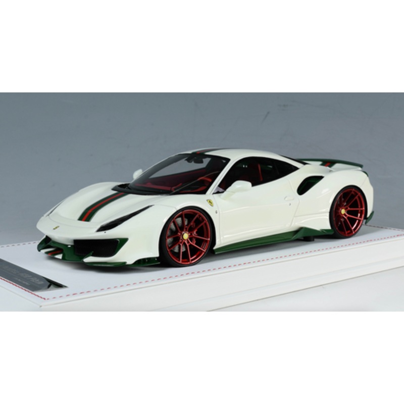 1/18 Ivy Novitec Ferrari 488 Pista (White Luminous Green) Resin Car Model Limited 66 Pieces
