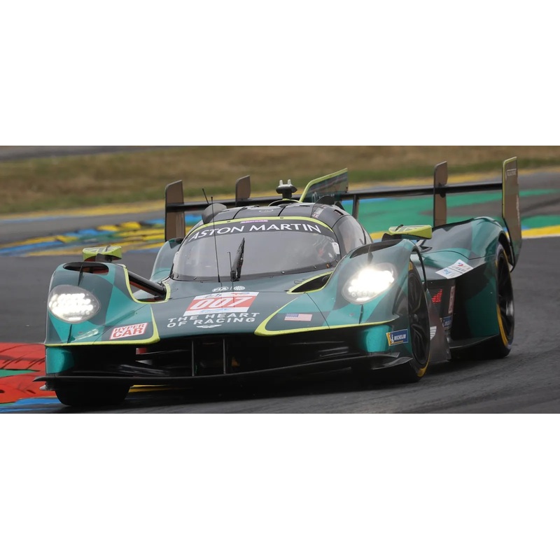 [Preorder] Spark 1:64 Aston Martin Valkyrie No.007 ASTON MARTIN THOR TEAM Le Mans 24H 2025 H. Tincknell - T. Gamble - R. Gunn 64S060