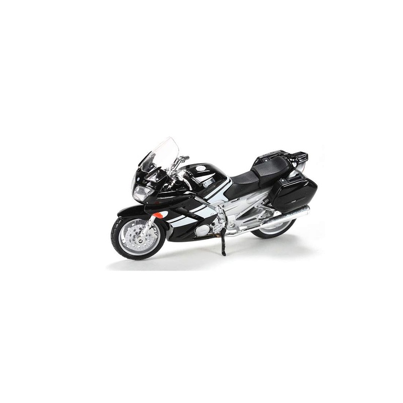 Yamaha FJR 1300 in Black