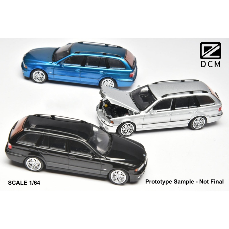 [Preorder] DCM 1:64 BMW M5 Open Cover Travel Version (3 Colours) Blue