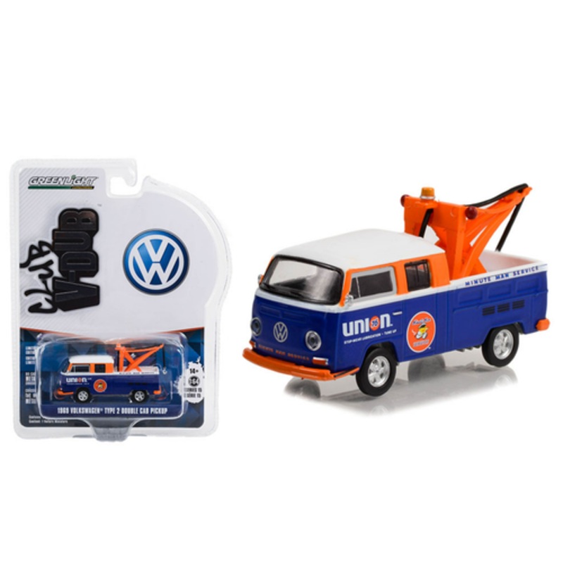 1/64 Greenlight 1969 Volkswagen Double Cab Pickup With Drop in Tow Hook Union 76 Minute Man Service Diecast Car Model