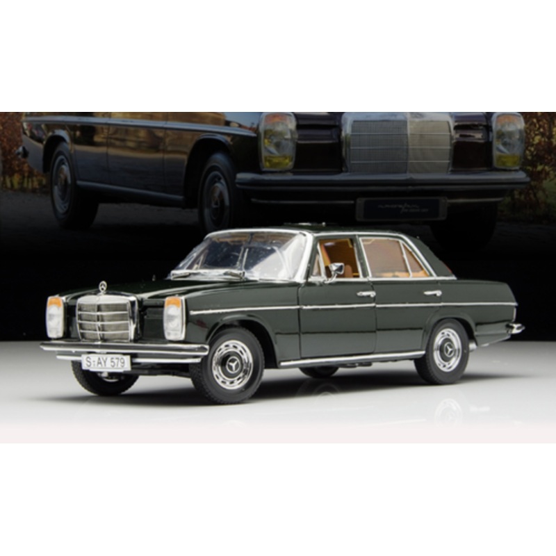 1/18 SS Sunstar Mercedes-Benz Mercedes 220D W115 Strich8 (Green) Diecast Car Model