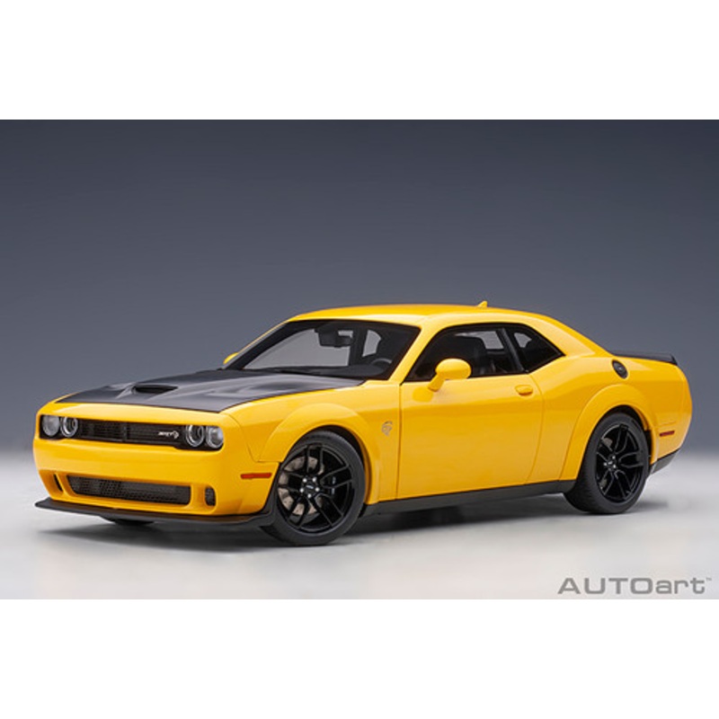 1/18 AUTOart 2018 Dodge Challenger SRT Hellcat Widebody (Yellow) Car Model